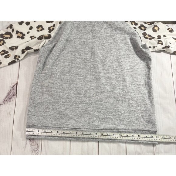 Leopard Print Women's Sweatshirt Pullover Grey Size XL Stylish & Comfy - Picture 8 of 8